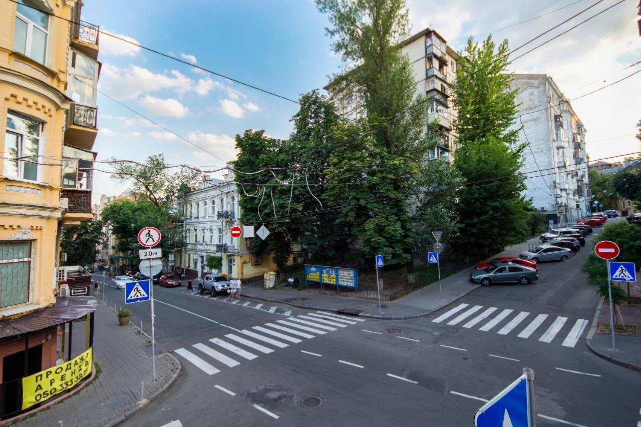 Apartment Dayflat On Mykhailivs'ka *