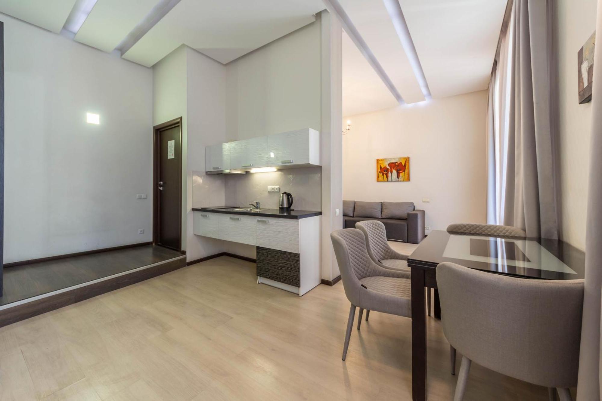 Apartment Dayflat On Mykhailivs'ka Kiew