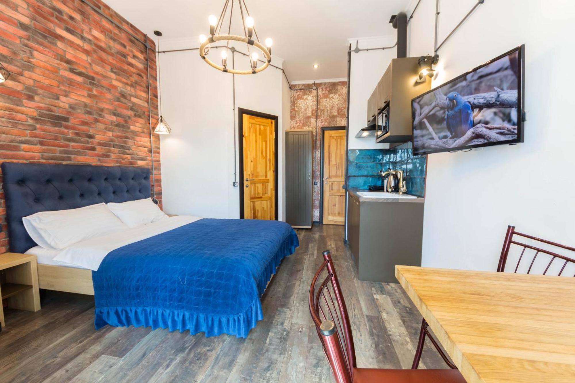 Dayflat On Mykhailivs'ka Kiew